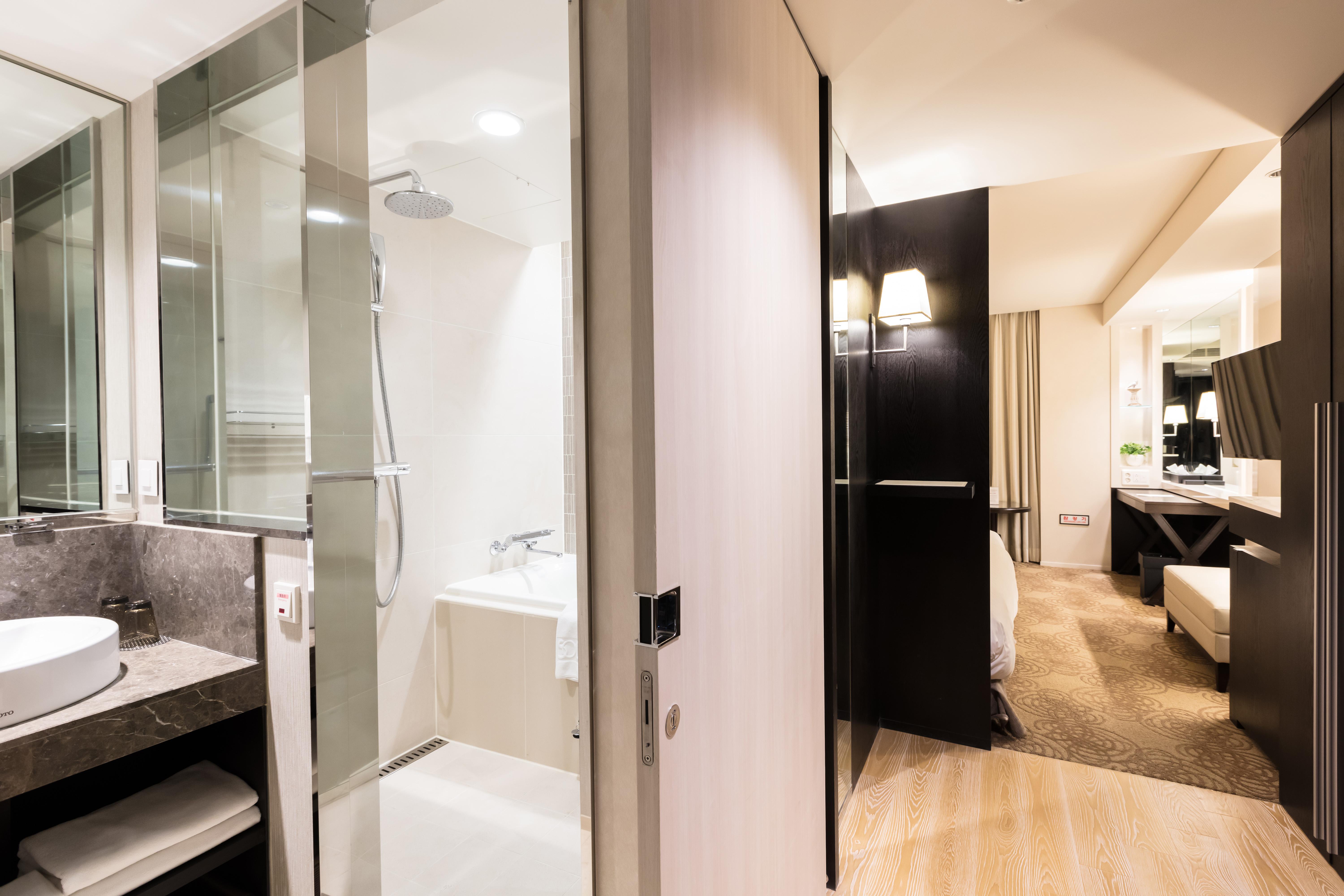 Solaria Nishitetsu Hotel Seoul Myeongdong Exterior foto